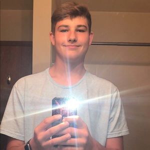 Meet your Posher, Devan